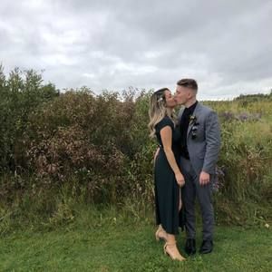 Meet your Posher, Candice